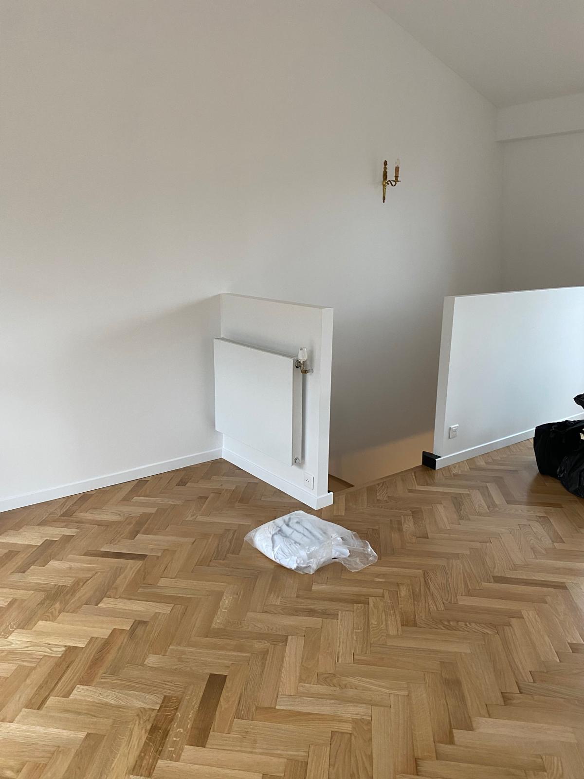 Parquet en chevrons autour du palier — Paris 8e