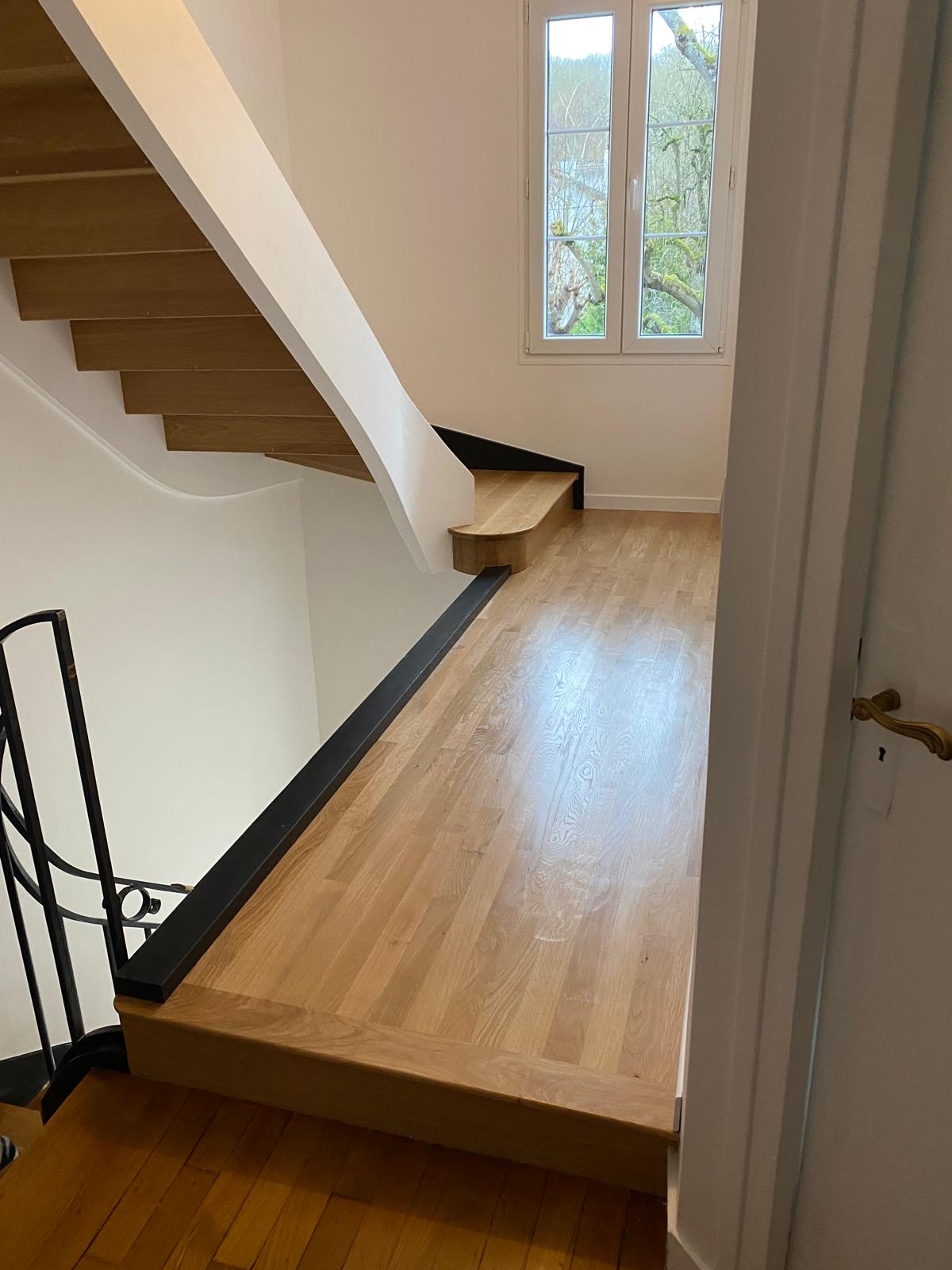 Palier et escalier en bois